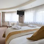 호텔 나드모르스키 4*
